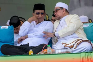 Menkum Tegaskan Perjuangkan Gelar Pahlawan Nasional untuk Guru Tua