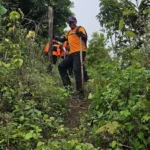 Tim SAR Gabungan pada operasi pencarian lansia yang hlang di Desa Lampo, Donggala, Senin (28/4/2025). (Foto: Basarnas Palu)