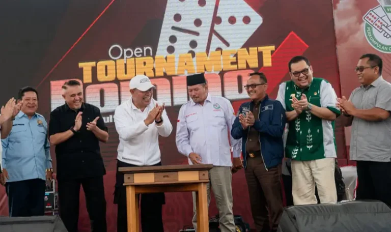 Pembukaan Turnamen Domino Kapolda Sulteng Cup di Mapolda Sulteng, Kamis (3/7/2025). (bmzIMAGES/Basri Marzuki)