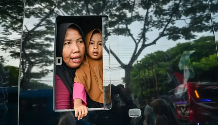 Pemprov Sulteng Berangkatkan 1.255 Pemudik Gratis ke Berbagai Daerah