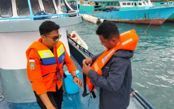 Unit Siaga SAR Ampana Sosialisasi Keselamatan Berlayar kepada Nelayan